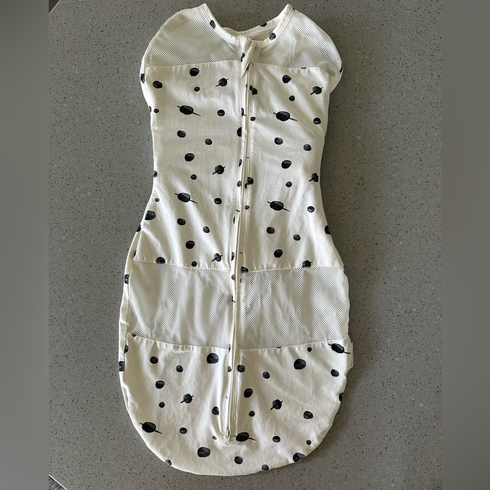 Happiest Baby Sleepea Swaddle